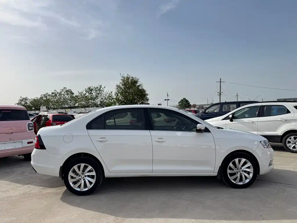 Skoda Rapid 2019 1.5L AT Comfort VI