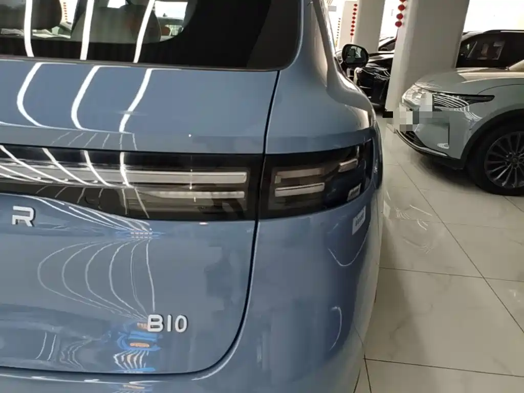 Leapmotor Leapmotor B10 — миниатюра 8