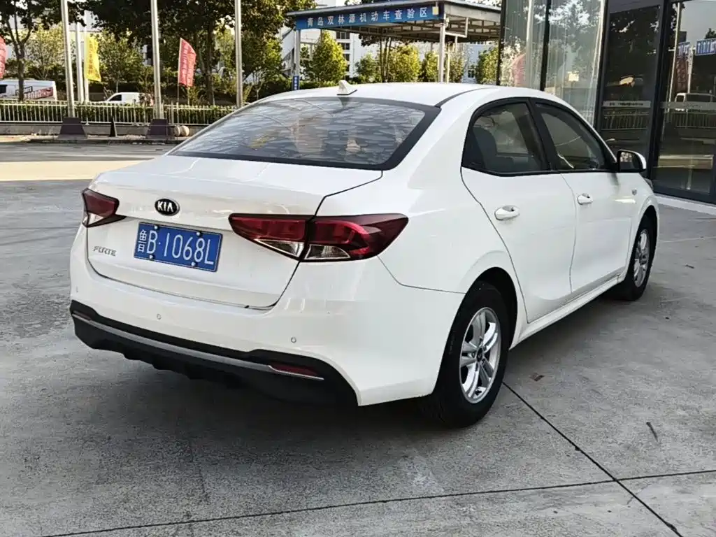Kia Forte — миниатюра 7