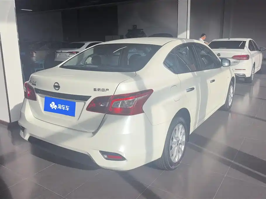 Nissan Sylphy 2024 1.6XE CVT Comfort
