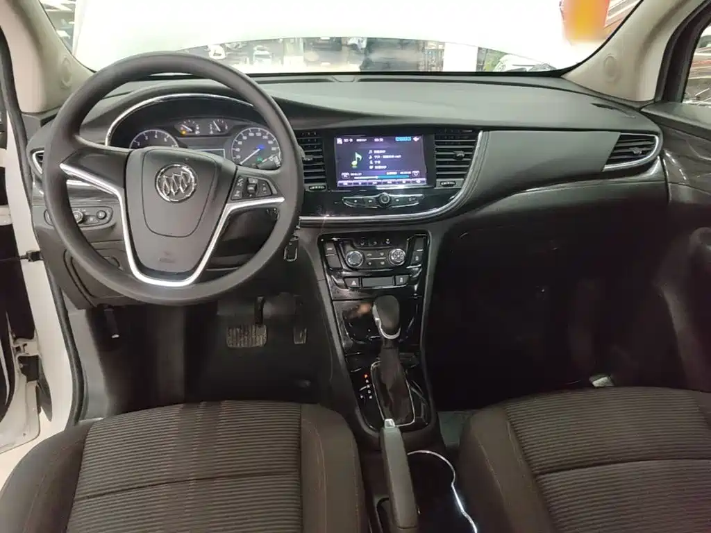 Buick Encore — миниатюра 10