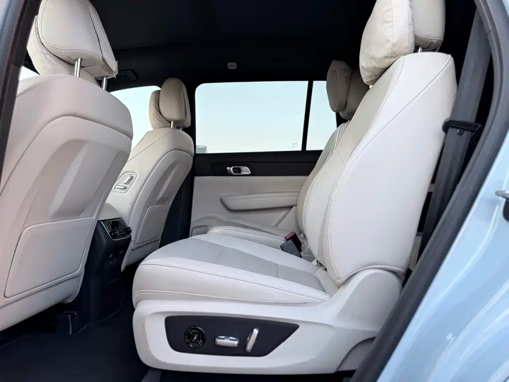Li Auto Li ONE — миниатюра 9