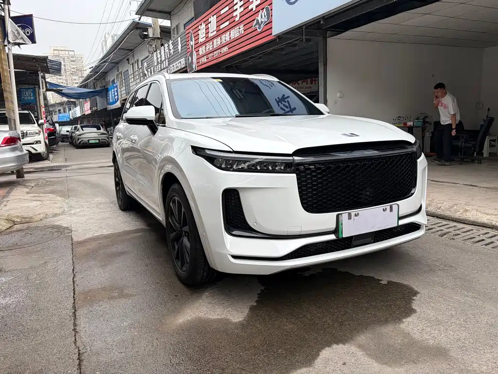 Li Auto Li ONE — миниатюра 3