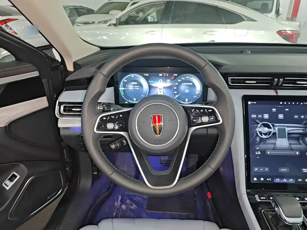 Hongqi Hongqi H5 PHEV — миниатюра 11