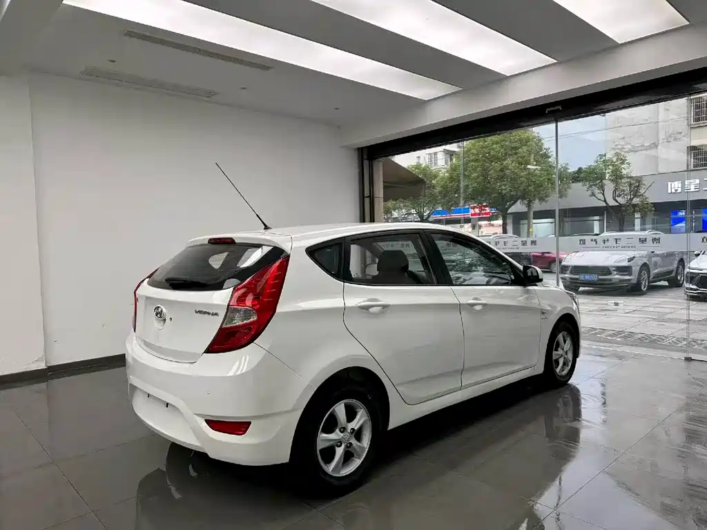 Hyundai Ruiyi — миниатюра 9
