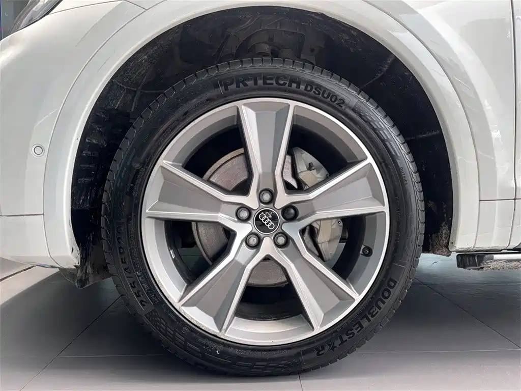 Audi Q5L — миниатюра 17