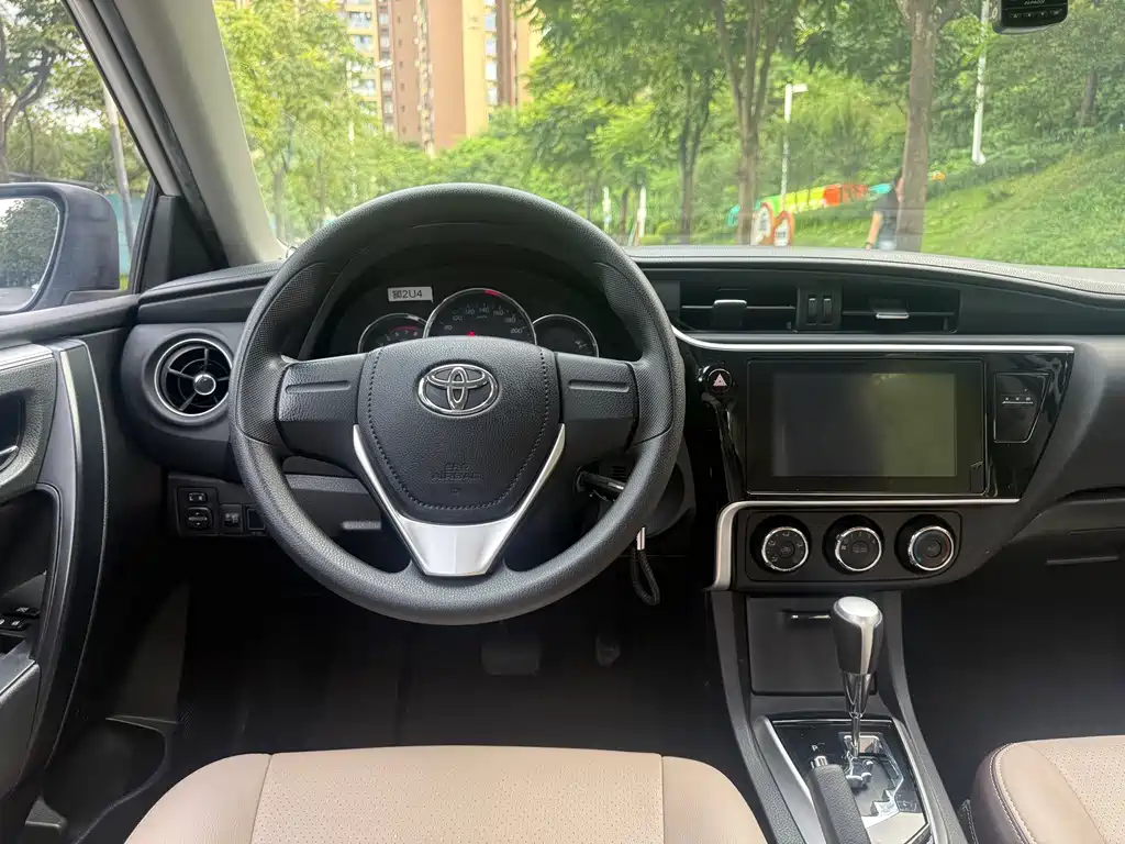 Toyota Corolla — миниатюра 9