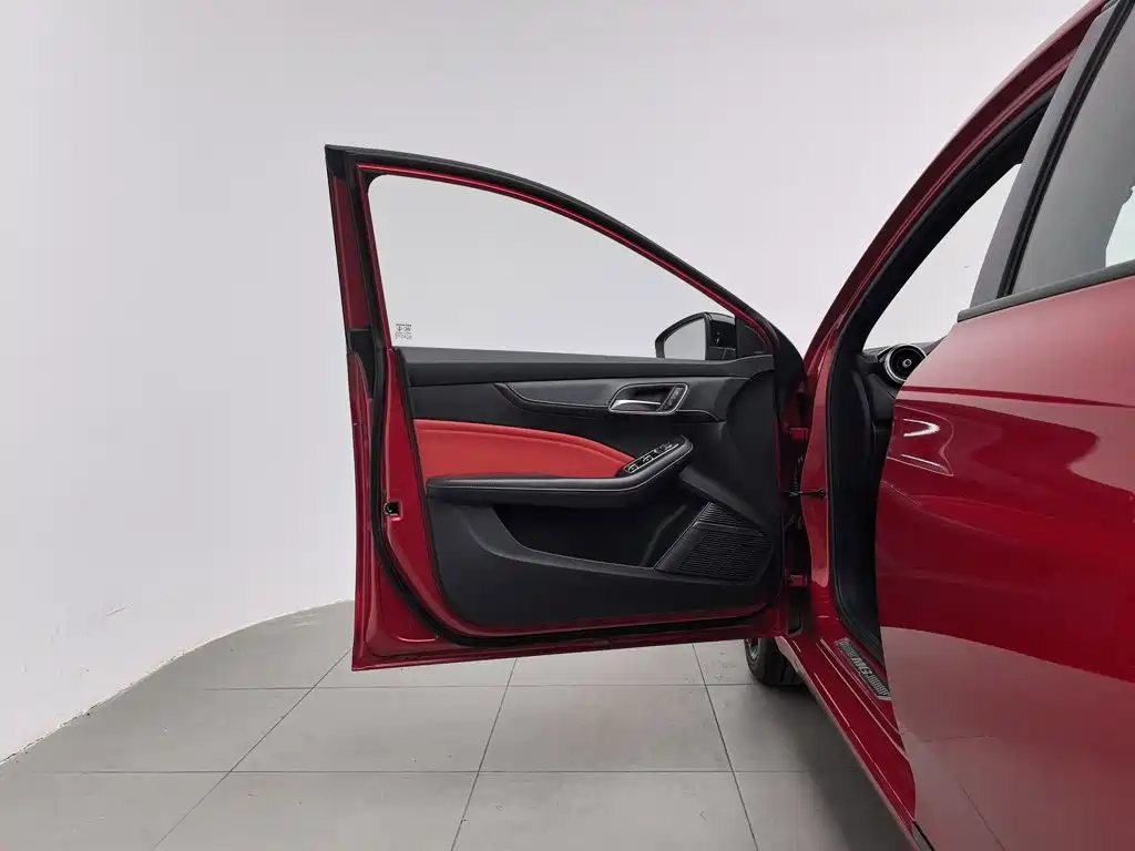 MG MG6 — миниатюра 8