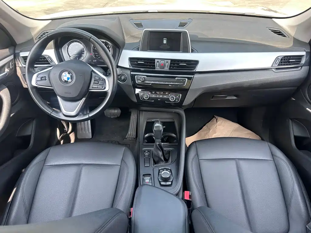BMW X1 — миниатюра 5