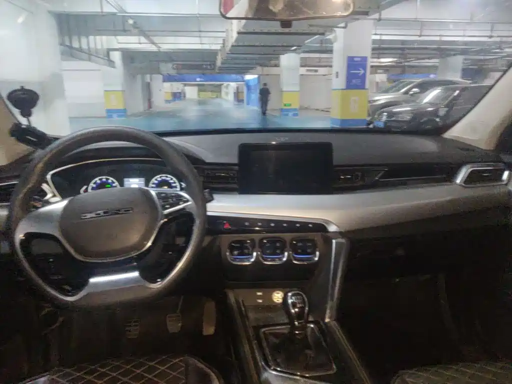BAIC X3 — миниатюра 5