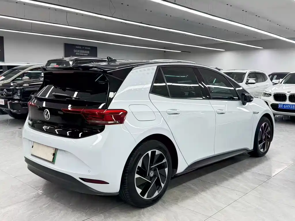 Volkswagen ID.3 — миниатюра 6