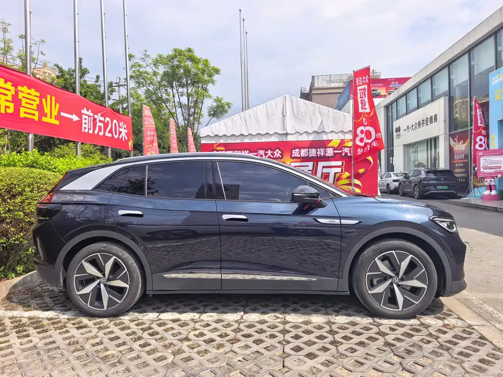 Volkswagen ID.4 Crozz — миниатюра 4