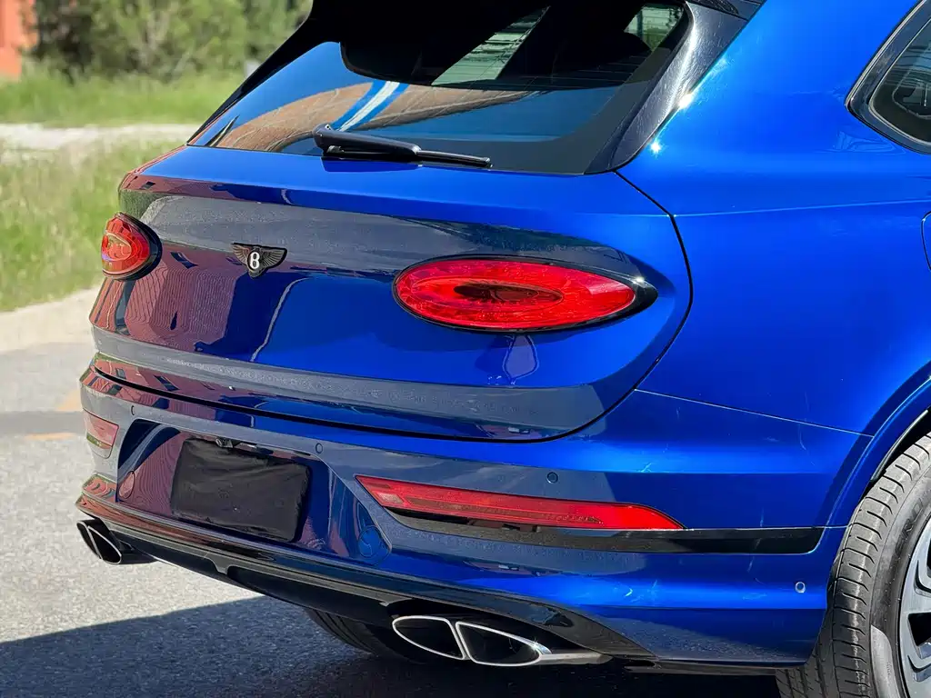 Bentley Bentayga — миниатюра 13