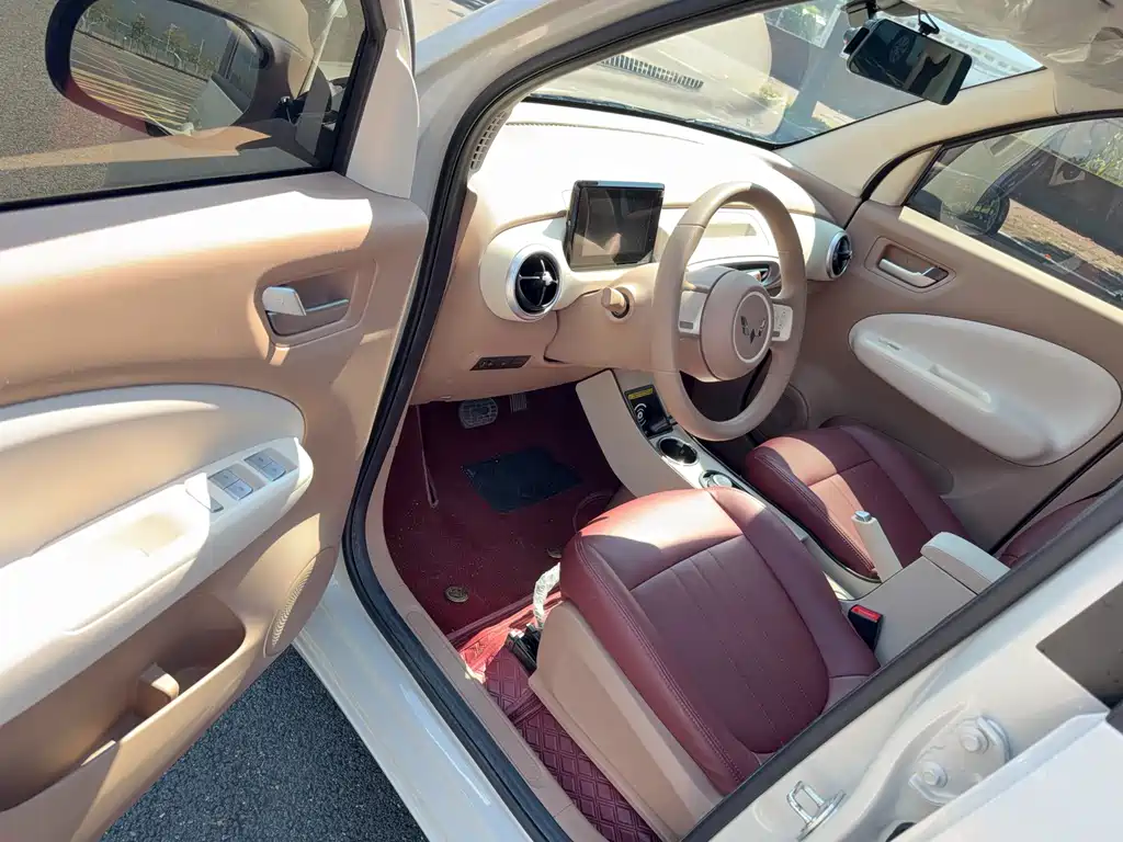 Wuling MINIEV — миниатюра 5