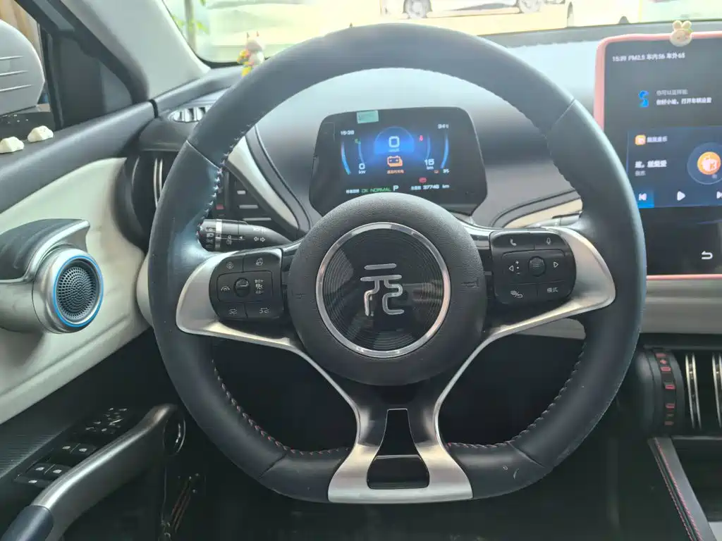 BYD Yuan Plus — миниатюра 8
