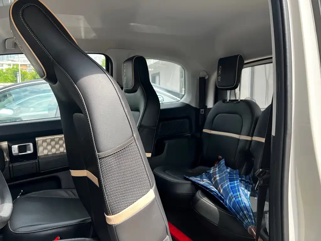 Baojun KiWi EV — миниатюра 7