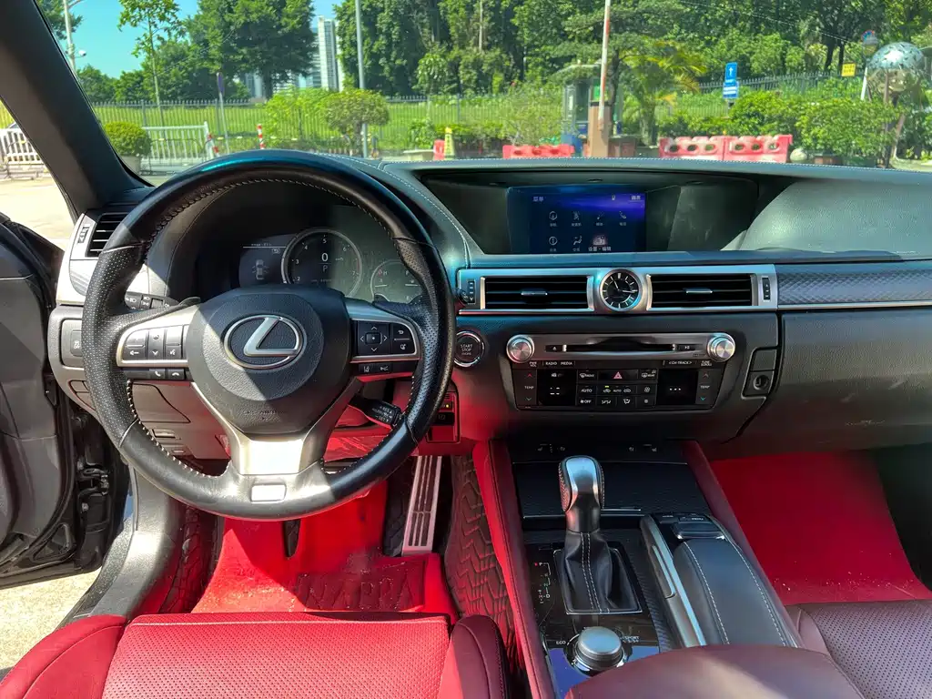 Lexus GS — миниатюра 16