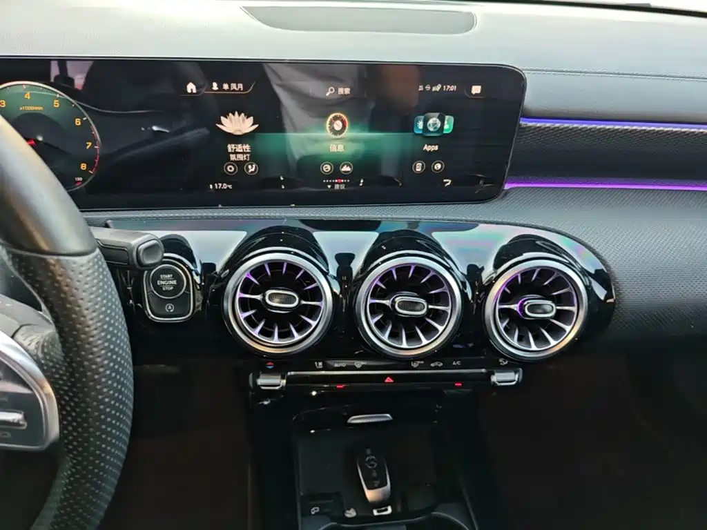 Mercedes-Benz A-Class — миниатюра 13