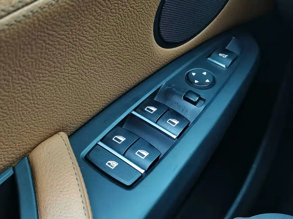 BMW X3 (Import) — миниатюра 21