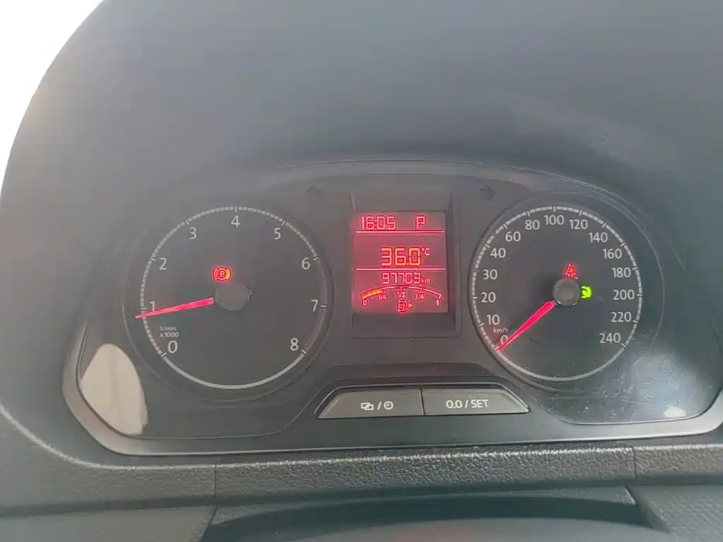 Volkswagen Jetta — миниатюра 12