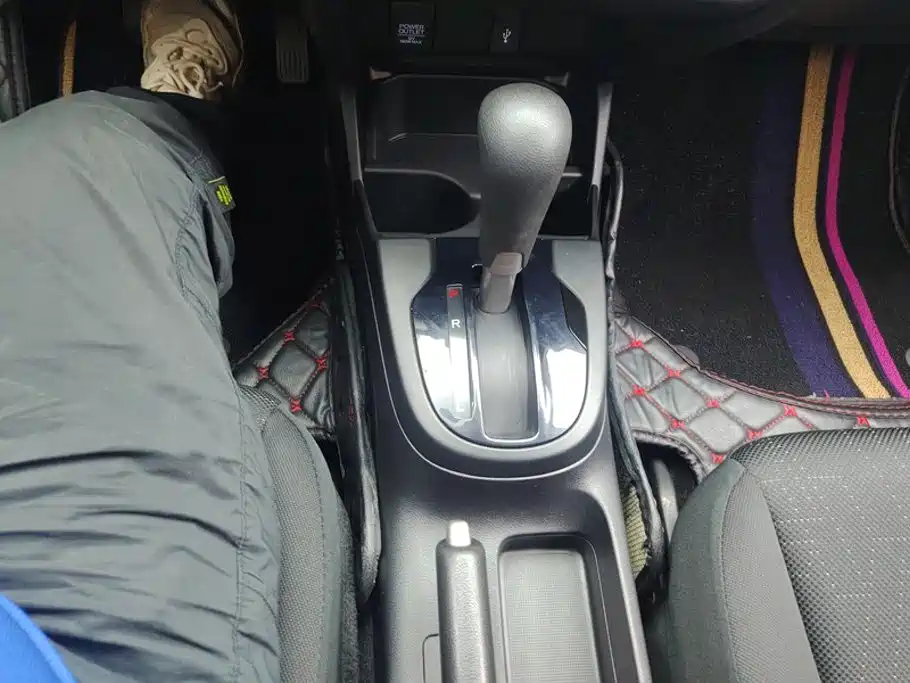 Honda Fit — миниатюра 16