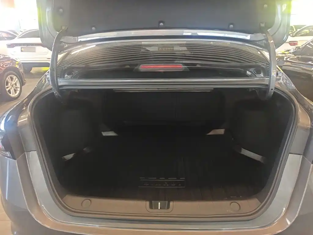 Geely Binrui — миниатюра 19