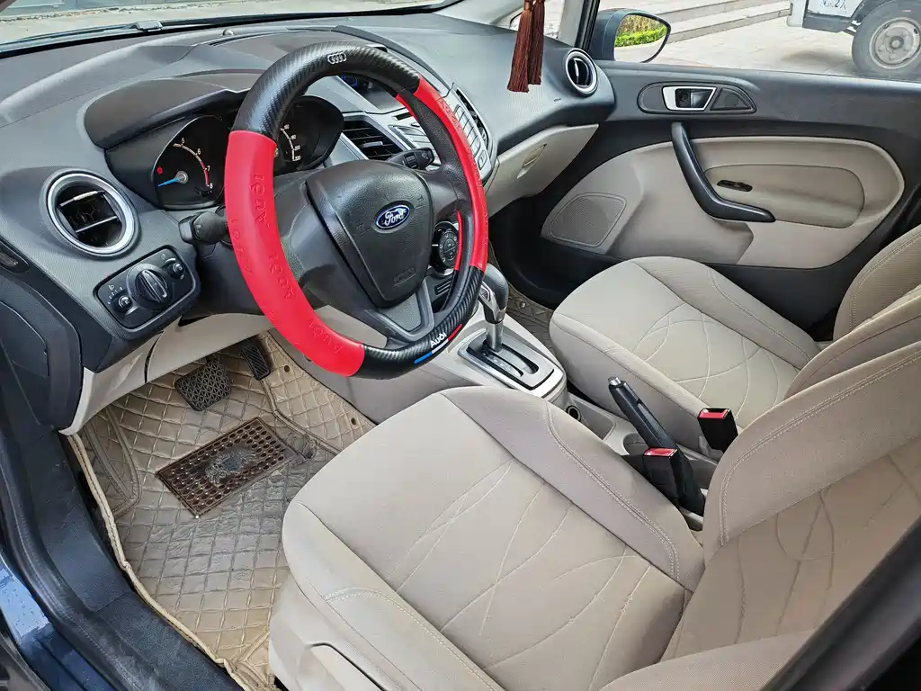 Ford Fiesta — миниатюра 11
