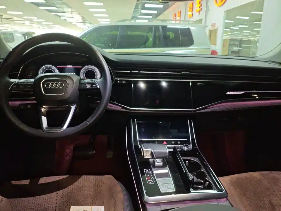 Audi Q8 — миниатюра 9