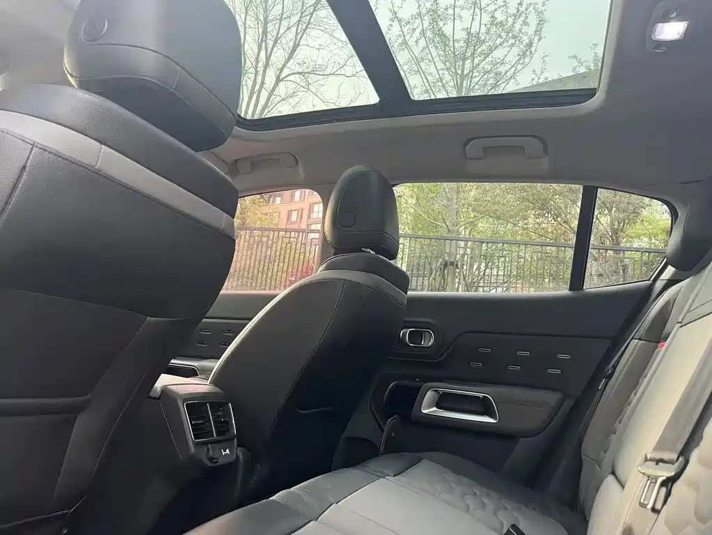 Citroen C5 AIRCROSS — миниатюра 6