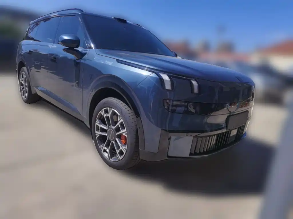 Lynk & Co 900 — миниатюра 3