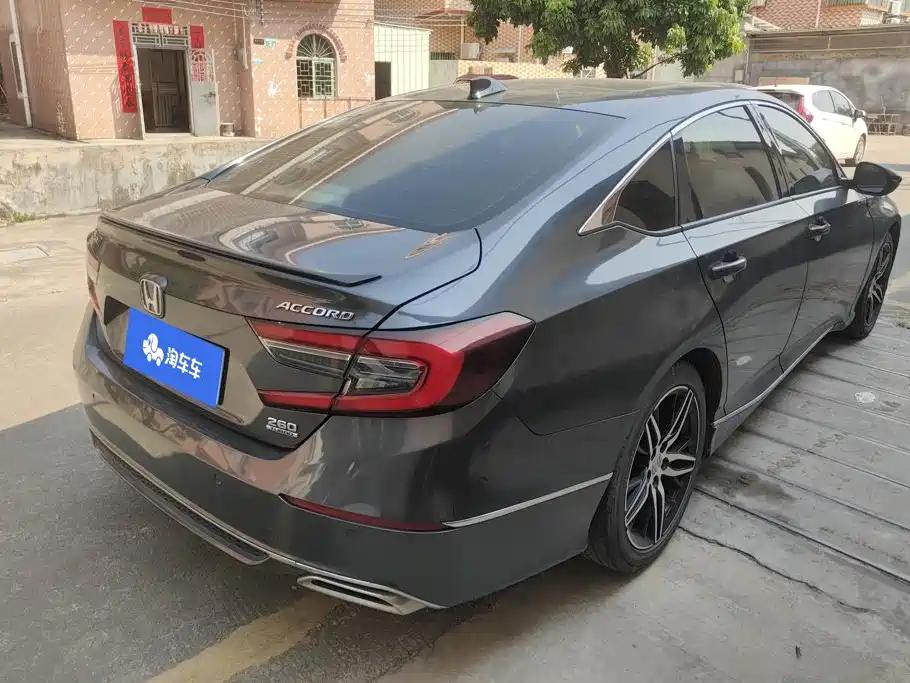 Honda Accord — миниатюра 3