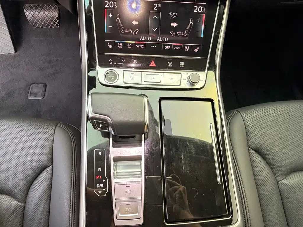Audi Q7 — миниатюра 10
