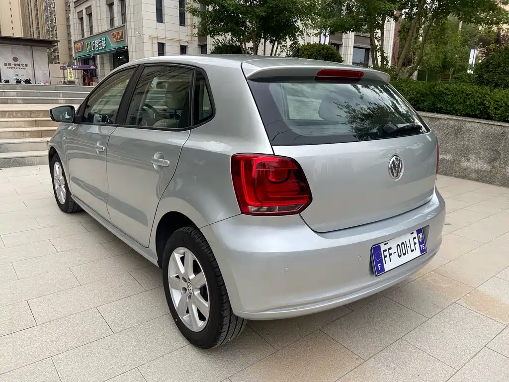 Volkswagen Polo — миниатюра 4