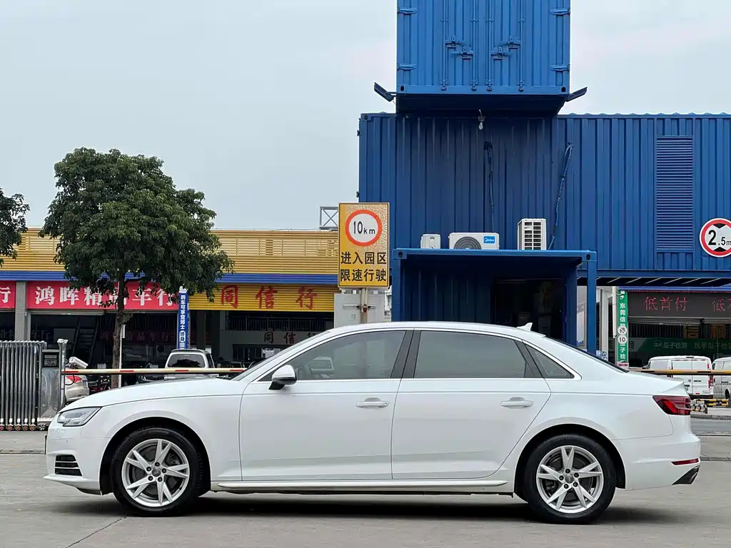 Audi A4L — миниатюра 3