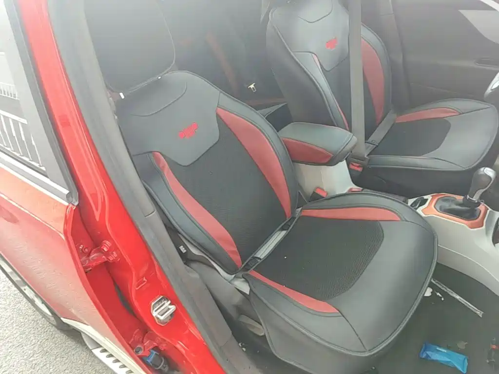 Jeep Renegade — миниатюра 25