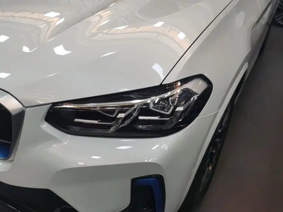 BMW iX3 — миниатюра 5