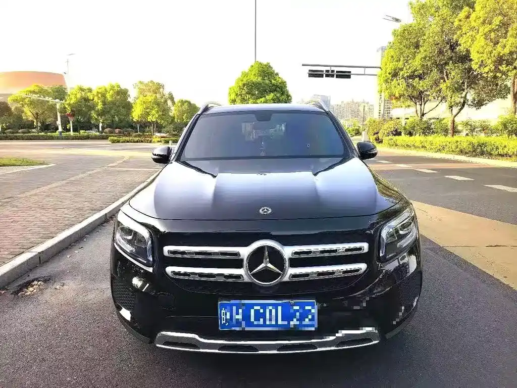Mercedes-Benz GLB — миниатюра 2