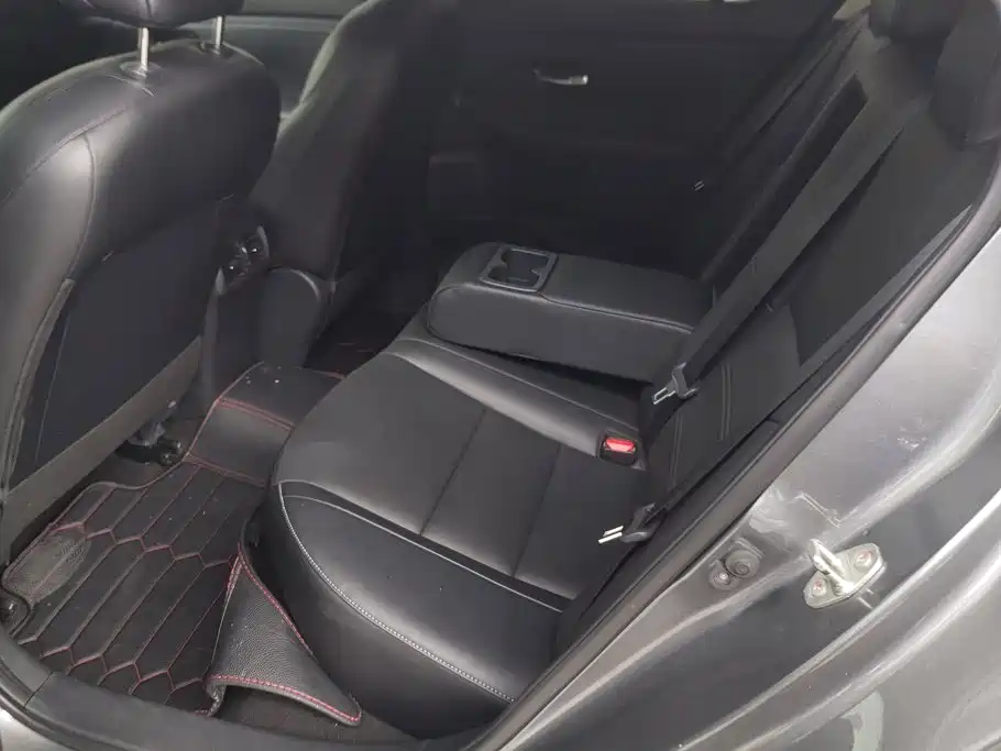 Nissan Sylphy — миниатюра 11