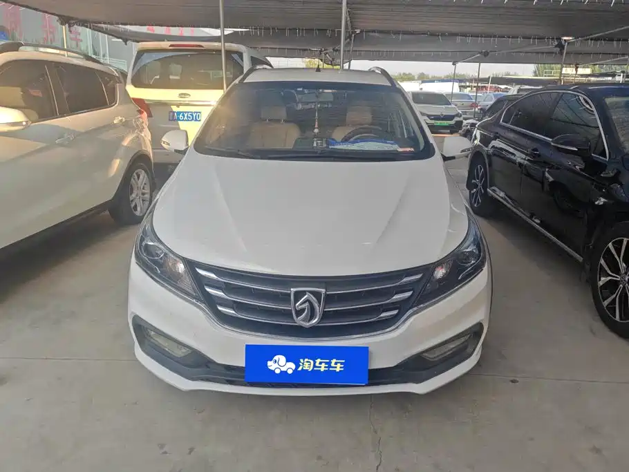Baojun 310W — миниатюра 2