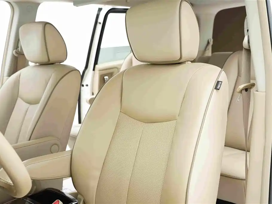 Nissan Quest — миниатюра 6