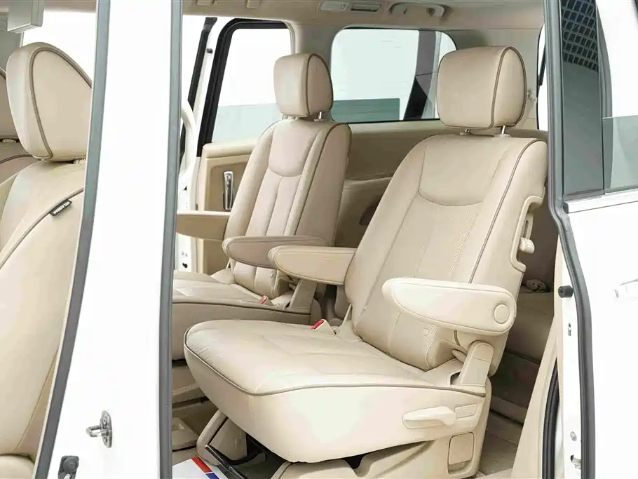 Nissan Quest — миниатюра 12