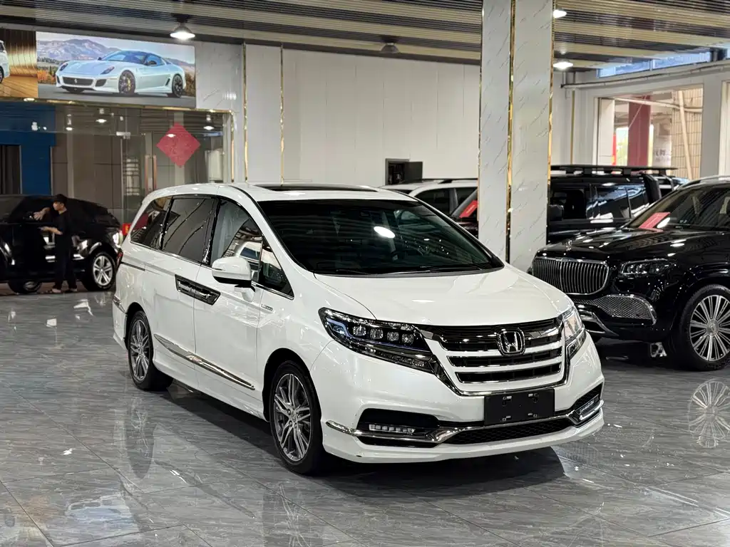 Honda Elysion 2019 2.0L Luxury