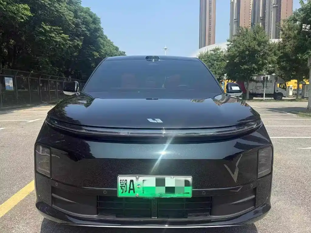Li Auto L6 2025 Pro