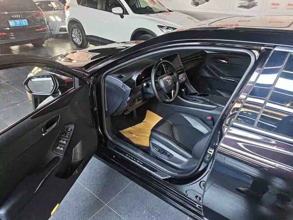 Toyota Avalon — миниатюра 6