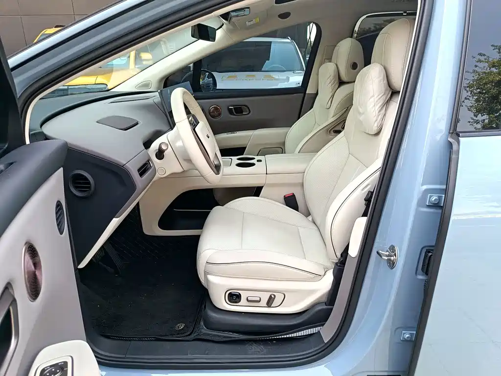 Li Auto Li i8 — миниатюра 5
