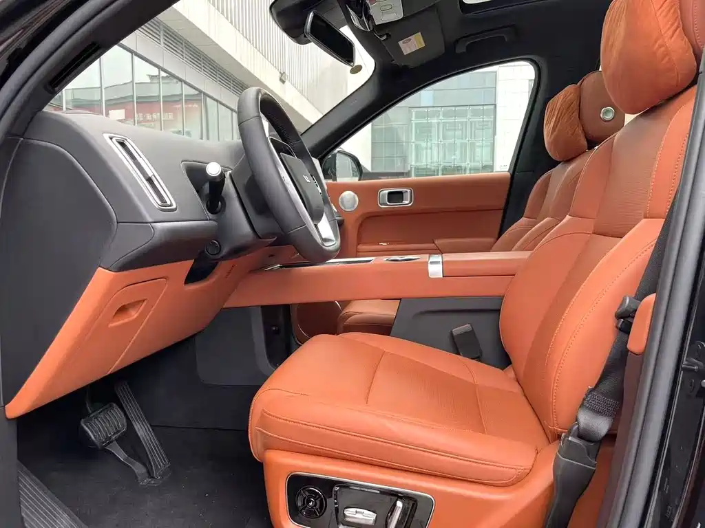 Li Auto Li L8 — миниатюра 4