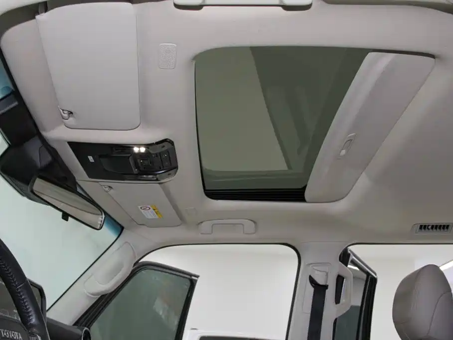 Toyota Prado — миниатюра 19