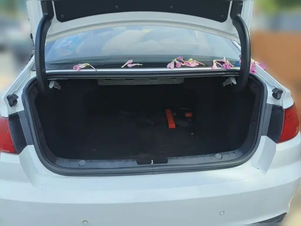Geely Emgrand GL — миниатюра 15
