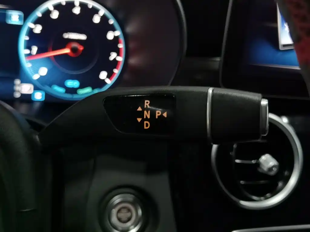 Mercedes-Benz C-Class — миниатюра 13