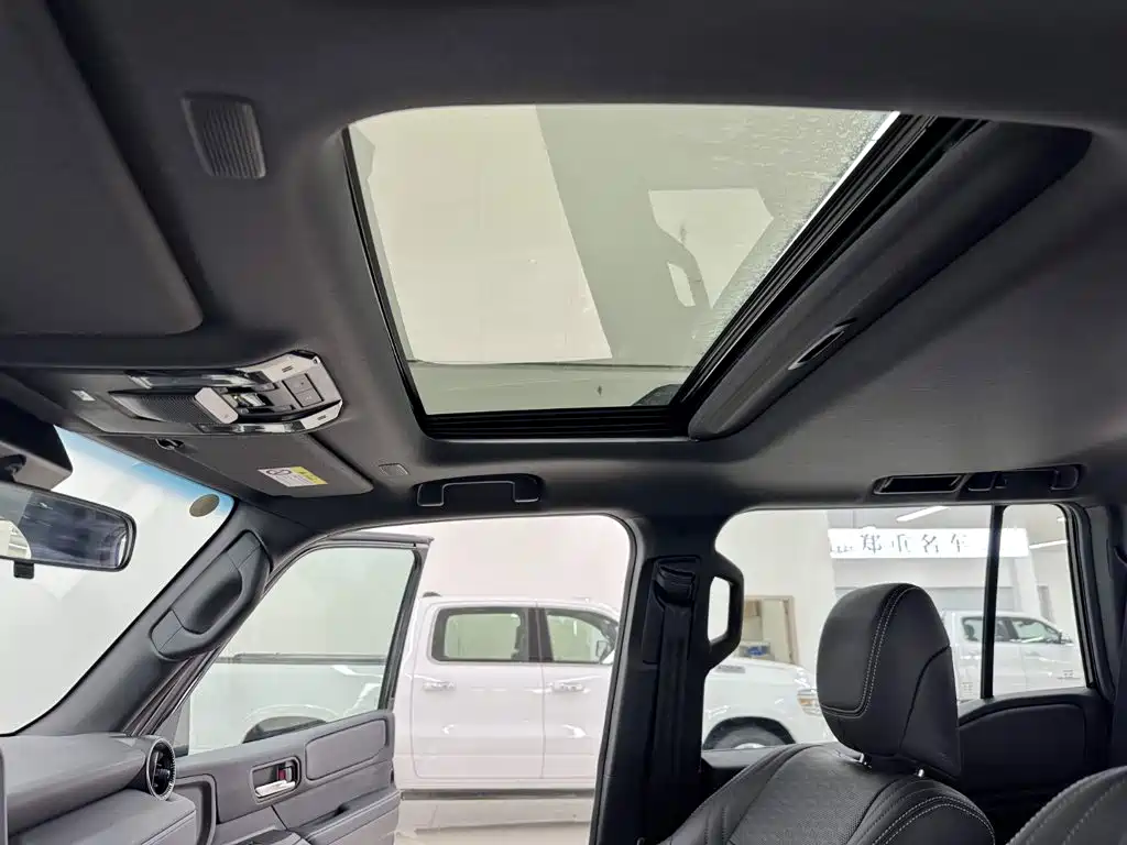 Toyota Prado — миниатюра 23